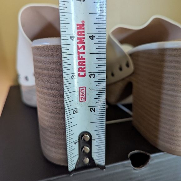 Shu Shop GINA Soft Faux Leather Clog Size 9 Color:Bone - Picture 7 of 9